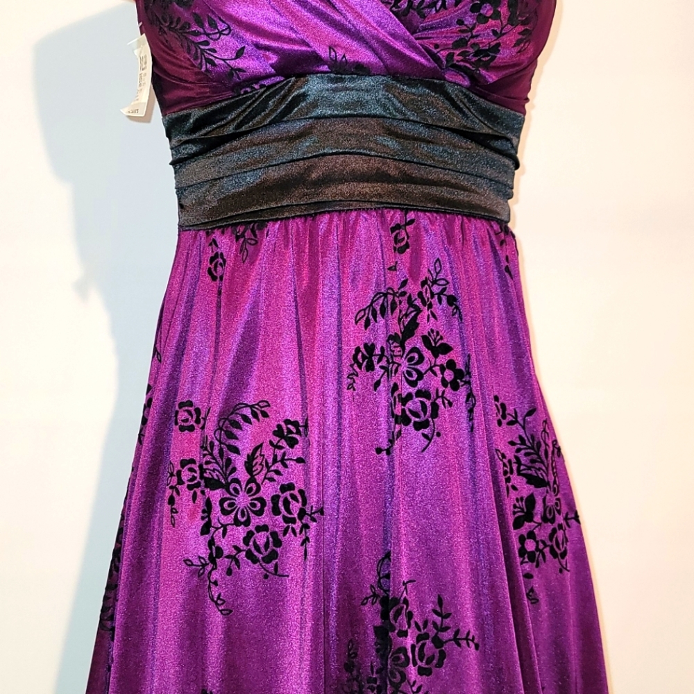 Purple dress small trixxi